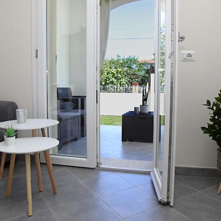 Casa Bianca Marea Leilighet Santa Maria Navarrese Eksteriør bilde