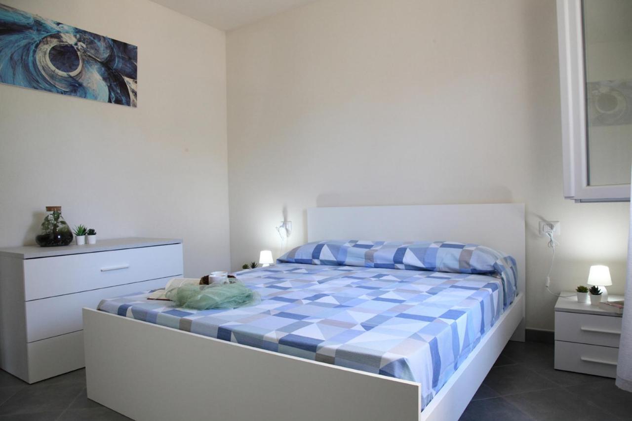 Casa Bianca Marea Leilighet Santa Maria Navarrese Eksteriør bilde