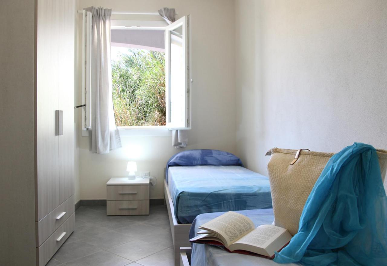 Casa Bianca Marea Leilighet Santa Maria Navarrese Eksteriør bilde