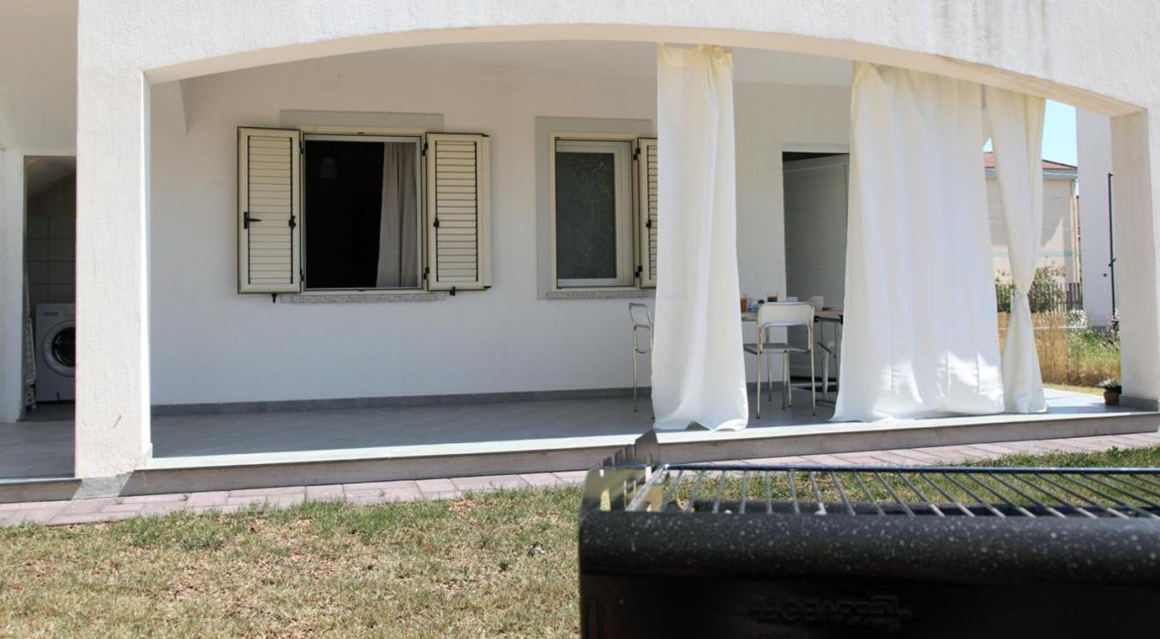 Casa Bianca Marea Leilighet Santa Maria Navarrese Eksteriør bilde